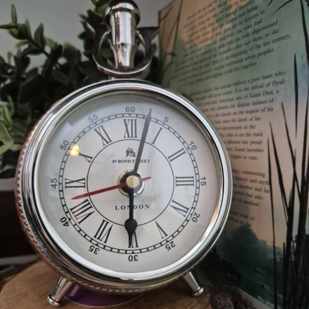 Minuto Vintage Desk Clock