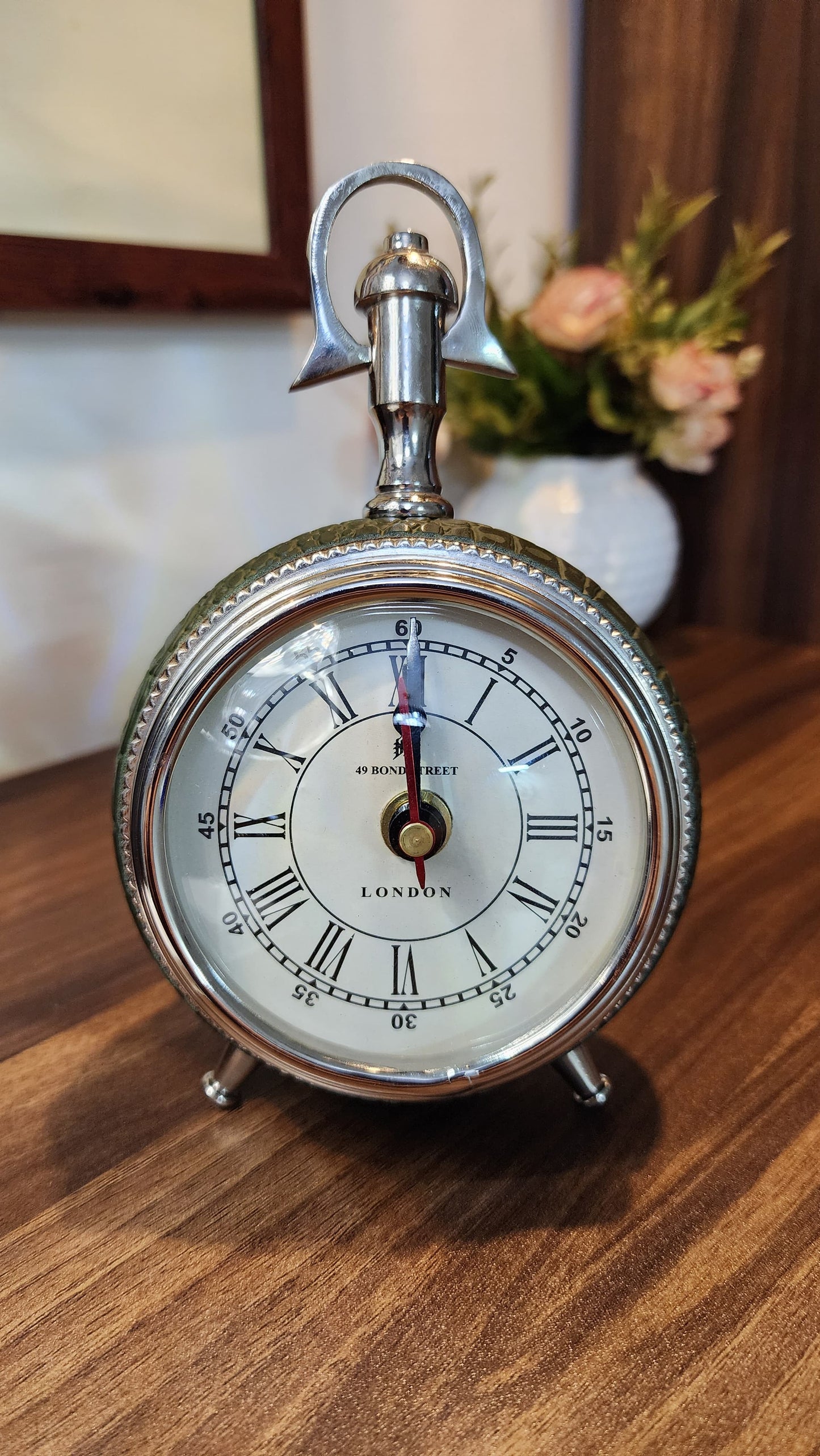 Minuto Vintage Desk Clock