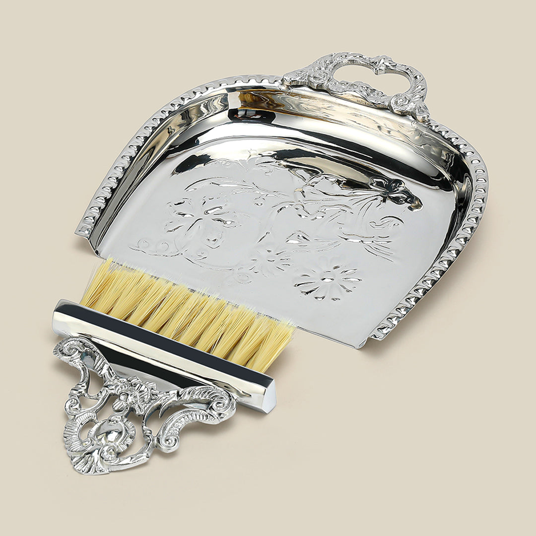 Latifa Brass Dust PAN with brush Set
