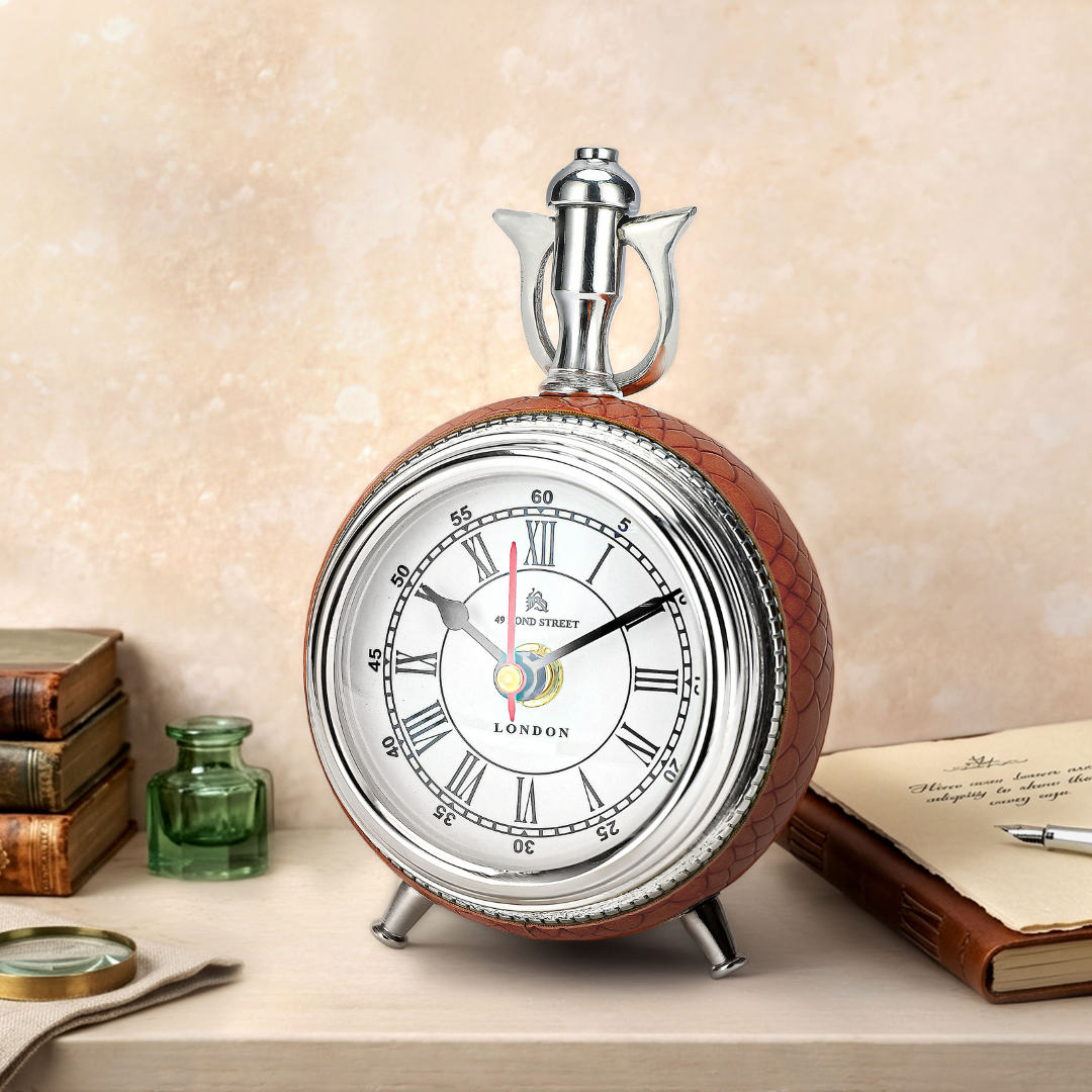 Minuto Vintage Desk Clock