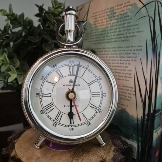 Minuto Vintage Desk Clock