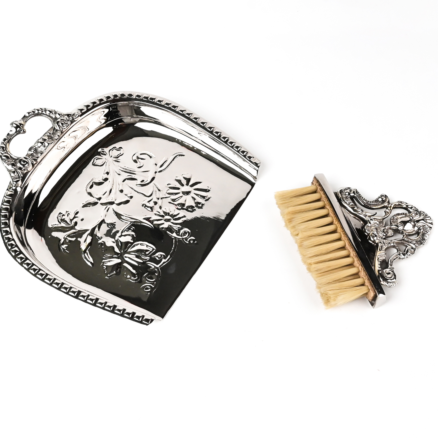 Latifa Dust PAN with brush Set Silver Finish