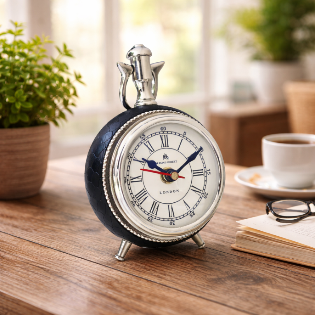 Minuto Vintage Desk Clock